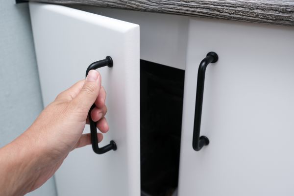Cabinet Door Adjustment in Copperas Cove